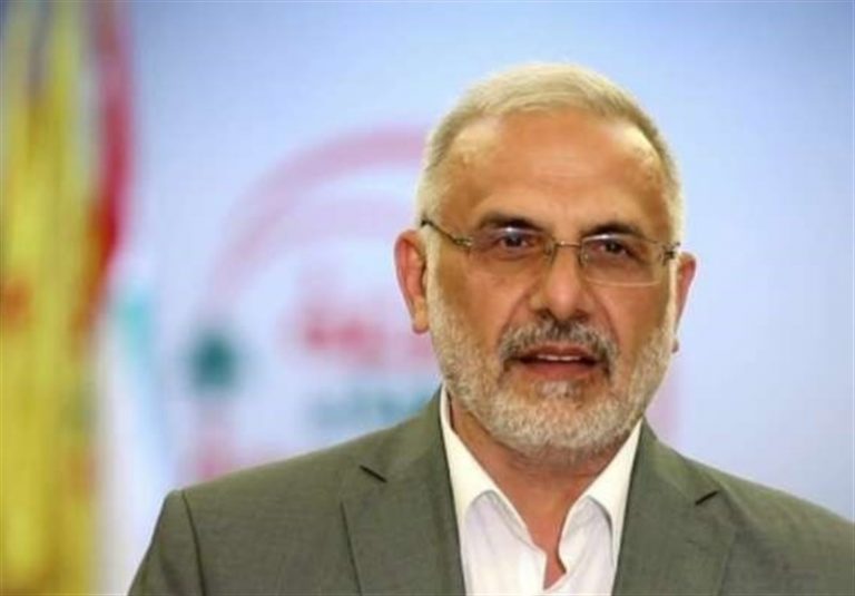 حزبالله: سفر لاریجانی به بیروت موفقیتآمیز بود/ سلاح مقاومت باقی خواهد ماند