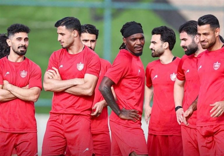 حضور بازیکنان پرسپولیس در ایفمارک + تصاویر