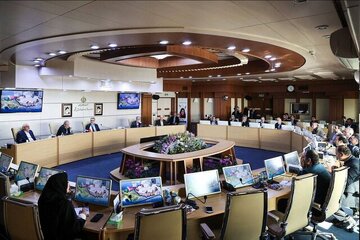 حضور سرزده رئیسجمهور در ستاد مرکزی وزارت بهداشت