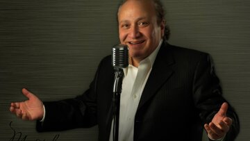 خواننده مشهور لسآنجلسی: دلتنگ ایرانم، میخواهم برگردم