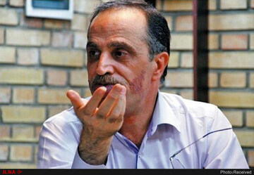 دولت بی‌سایه، مسئولان غیرمسئول و غیرمسئولان مسئول