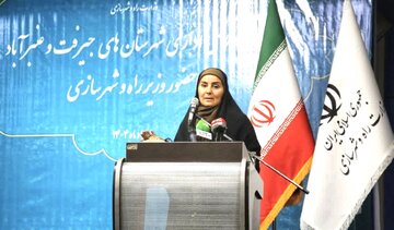 راه آهن جیرفت ۳۴ همت اعتبار اولیه می خواهد / محرومیت حق مردم جنوب کرمان نیست