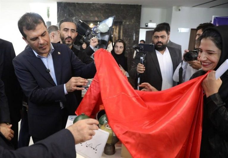 رونمایی از ۸ محصول دانشبنیان پارک علم و فناوری مازندران
