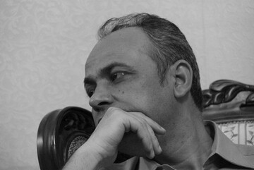 زیدآبادی: اگر مجلسیها دنبال رأی عدم کفایت به پزشکیان هستند نباید مخالفت کرد! او و ما را از این تنگنا خلاص کنید