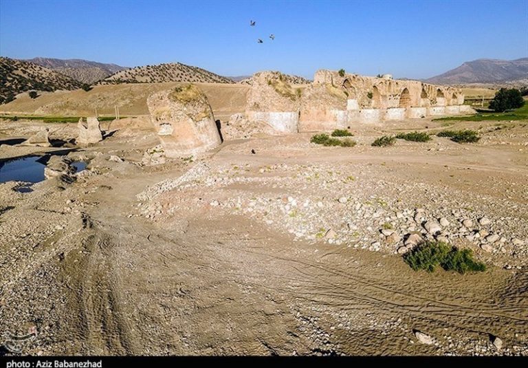 سایه بلند خشکسالی بر لرستان/ بحران تشنگی در ۶۲۰ روستا/ دیار آبشارها خشکید