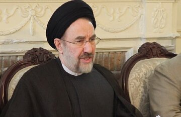 سیدمحمد خاتمی لباس احرام پوشید / تصاویری دیده نشده از سفر به حج