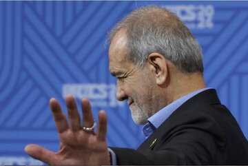 شما نظر بدهید/ با سخنان پزشکیان درباره مذاکره با آمریکا موافق هستید یا خیر؟ چرا؟