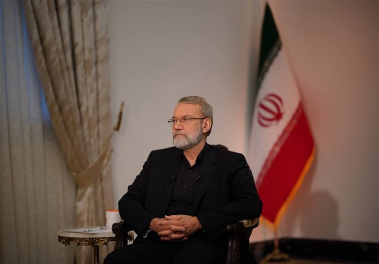 لاریجانی: نباید بگذاریم کشورهای ثالث در امنیت ایران و عراق خللی ایجاد کنند
