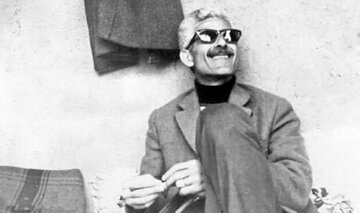 نمایشنامه: سِه کلّه ­پوک!/وقتی وزیر، پژوهشگر و شاه برای تحقیر جلال آل‌احمد هم‌دست شدند