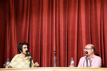 نگاهی ارسطویی به یک کمدی سیاه