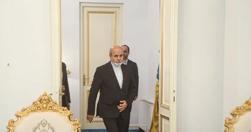 نگاهی به عملکرد احمدیان در ۸۰۸ روز دبیری شورای عالی امنیت ملی/ انتقال از شعام به شورای دفاع