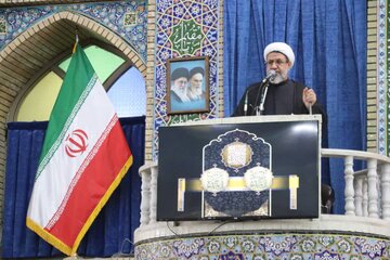 هشدار امام جمعه کرمان نسبت به دو قطبی سازی در جامعه