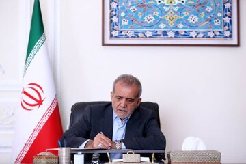 پاسخ پزشکیان به انتقادات/ بیانِ مشکلات یعنی احترام به شعور مردم/ با مردم با صداقت حرف می‌زنیم، نه با آژیر خطر