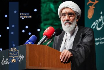 پورمحمدی: تدوین دانشنامه شهدای جنگ ۱۲ روزه آغاز شده است/ نقش شهدای مدافع حرم در حماسه اربعین