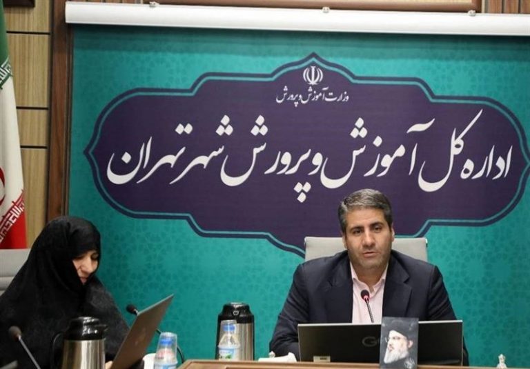 “پول زور”، بیشترین تخلف مدارس/ هیچ مدیری حق منع ثبتنام دانشآموزان با معدل پایین را ندارد