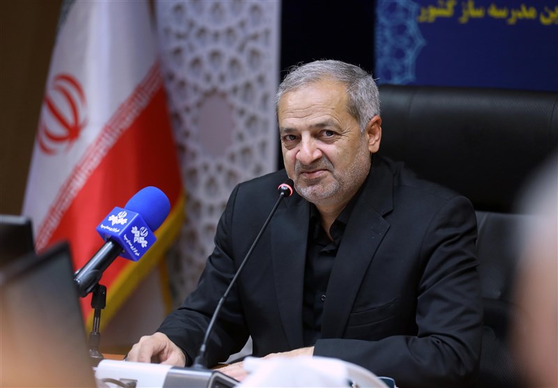 پیگیری برای پرداخت پاداش پایان خدمت معلمان/ سرنوشت قراردادی شدن ۲۳ هزار معلم