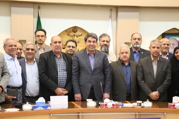 چراغ سبز استاندار کرمان به احزاب برای مشارکت در توسعه