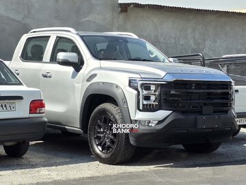 کپی وانت آمریکایی فورد با ایران خودرو به بازار میآید / عکس