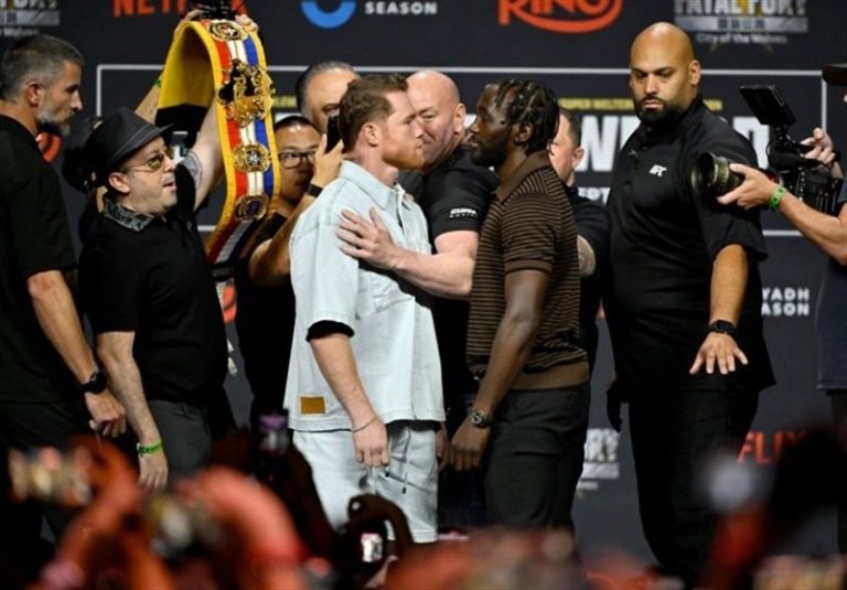 آمادهباش برای مبارزات UFC در کاخ سفید
