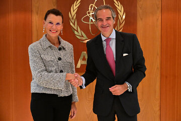 ادامه رایزنیهای گروسی درباره ایران در حاشیه نشست آژانس