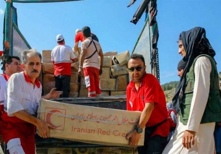 ارسال بیش از ۱۰۰ تن اقلام امدادی جمعیت هلالاحمر ایران برای زلزلهزدگان افغانستان