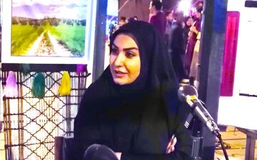 از بازی جلوی آینه تا میکروفن واقعی