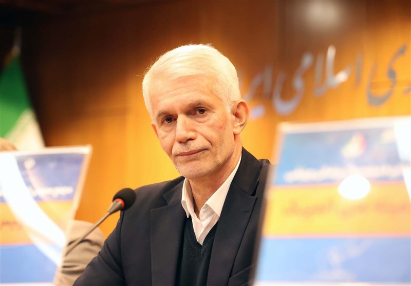 اسبقیان: وزیر دستور داده چمن ورزشگاه آزادی هرچه زودتر آماده شود