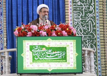 امام جمعه کرمان: وحدت یکی از دستاوردهای نظام جمهوری اسلامی است