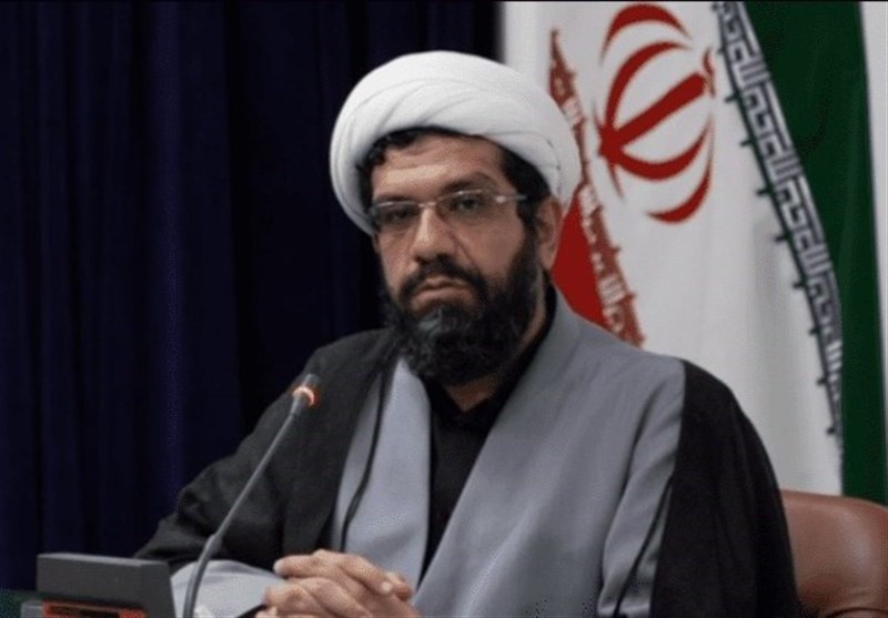 انقلاب اسلامی با دین و دانش، بنیاد تمدن غرب را زیر سؤال برده است