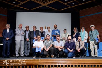 «باجنیوزها» روی دیوار آمدند/ انعطافپذیری نسبت به فساد از بین رفته؟