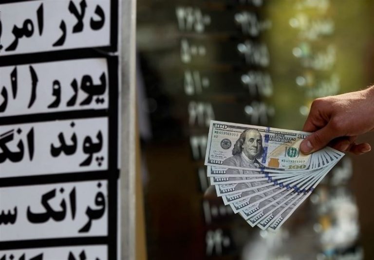 بازار طلا و ارز در سراشیبی/ دلار در کانال ۹۸هزار، سکه در مرز ۹۱.۳میلیون