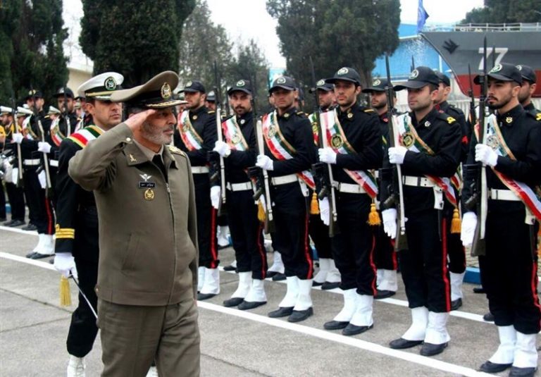 بازدید سرلشکر موسوی از یگانهای دریایی ارتش و سپاه