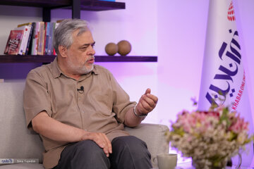 ببینید| نان یا شادی؟ جدل قدیمی در سایه لغو کنسرت خیابانی شجریان