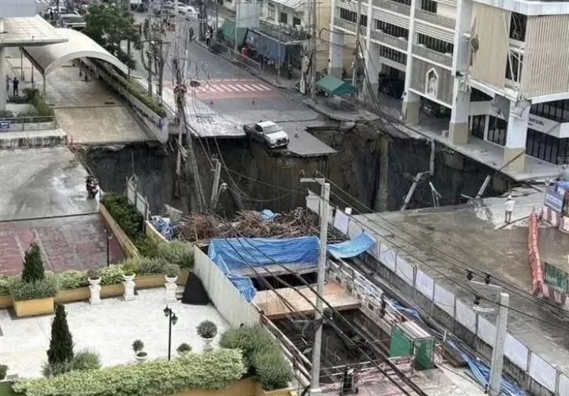 تخلیه ۳۵۰۰ بیمار یک بیمارستان پس از فرونشست زمین در بانکوک + فیلم