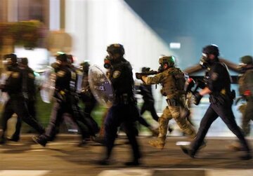 ترامپ: ارتش آمریکا راهی پورتلند شد / به وزیر جنگ دستور دادهام درصورت لزوم از تمام قوای خود استفاده کنند