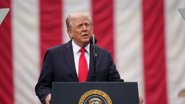 ترامپ: باید دین را به آمریکا بازگردانیم / ما میخواهیم خدا را به آمریکای زیبایمان بازگردانیم /از مخالفانم متنفرم و برای آنها بهترین آرزو را نمیکنم