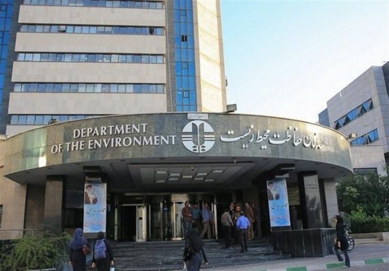 تفاهمنامه محیط زیست و گردشگری برای توسعه طبیعتگردی در مناطق حفاظتشده