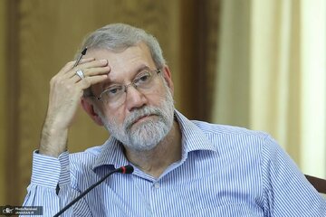 توئیت مهم علی لاریجانی به زبان انگلیسی؛ راه مذاکره با آمریکا بسته نیست/ ما به دنبال مذاکرهی عاقلانه هستیم اما آمریکا فقط حرف از مذاکره میزند