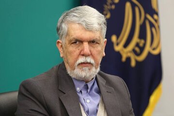 توضیحات وزیر ارشاد درباره برکناری نادره رضایی