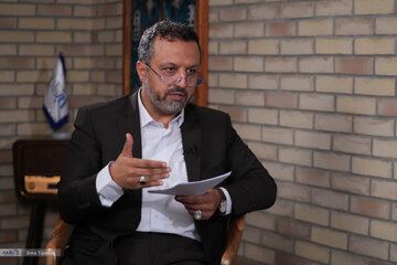 خاندوزی: نمود رسانهای ماجرای چای دبش سیاسی بازی است/ سادهاندیشی زیانبارتر از تحریم است