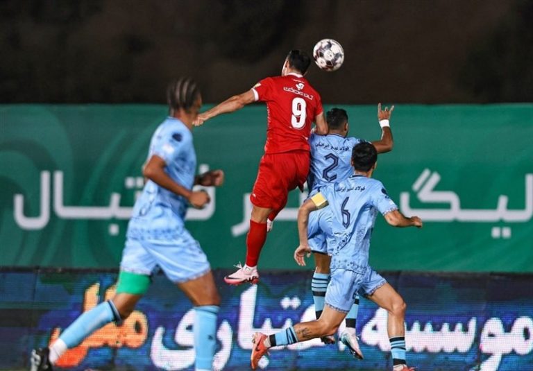 رأفت: پرسپولیس باید سبک بازیاش را عوض کند/ شعار علیه هاشمیان درست نبود
