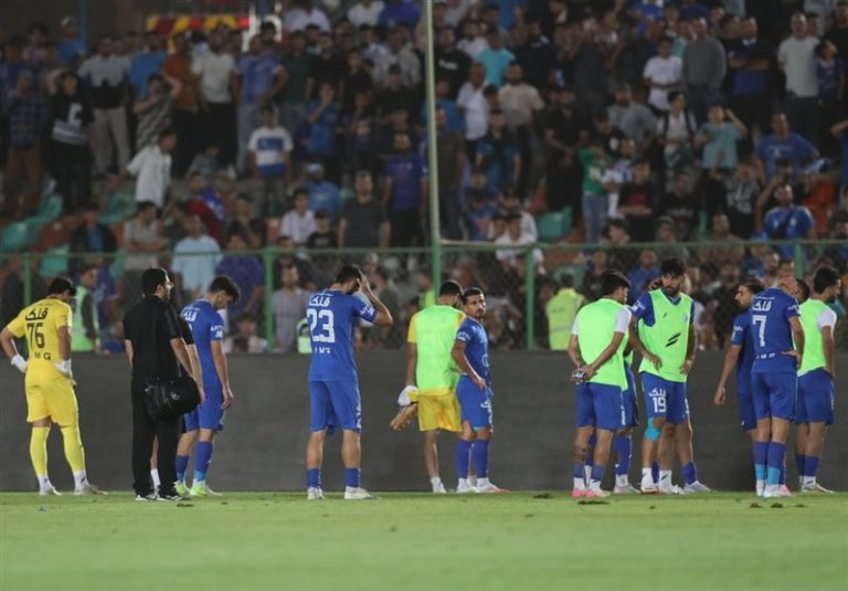 رشیدی: ۲ سال است خط دفاعی استقلال نقص دارد/ برای آقاسی روانشناس بگیرند