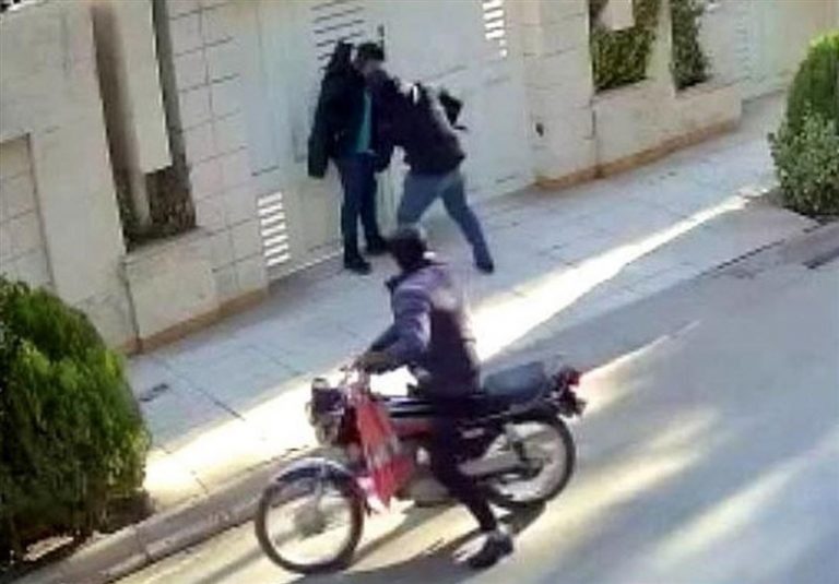 سارقان زورگیر دستگیر شدند/ اعتراف به ۱۳ فقره زورگیری