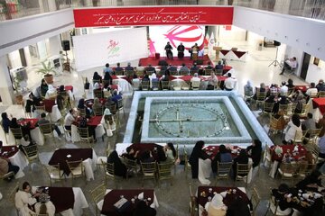 سومین سوگواره هنری «سرو سرخ، وطن سبز» در کرمان پایان یافت