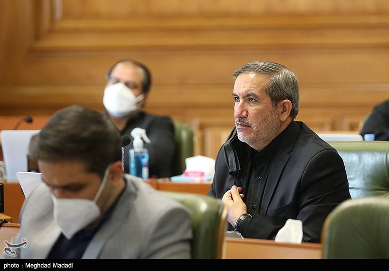 شهرداری تهران جلوی اقدامات متناقض با مدیریت محله را بگیرد