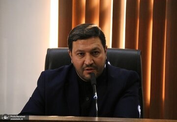 طعنه سنگین یک نماینده مجلس به وزیر نیرو/ معاونان شما به جای فشار به نمایندگان برای پس گرفتن استیضاح، به دنبال اصلاح سیستم ناترازی باشند