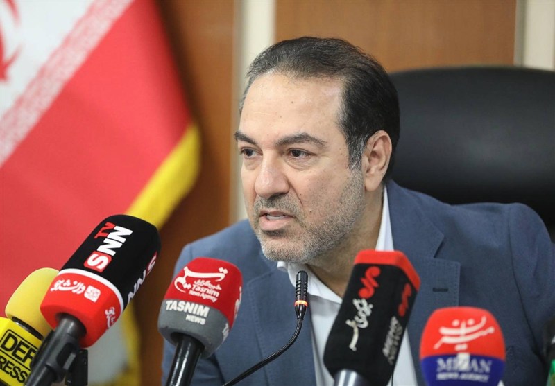 غربالگری چاقی و کمتحرکی دانشآموزان در چند استان کشور