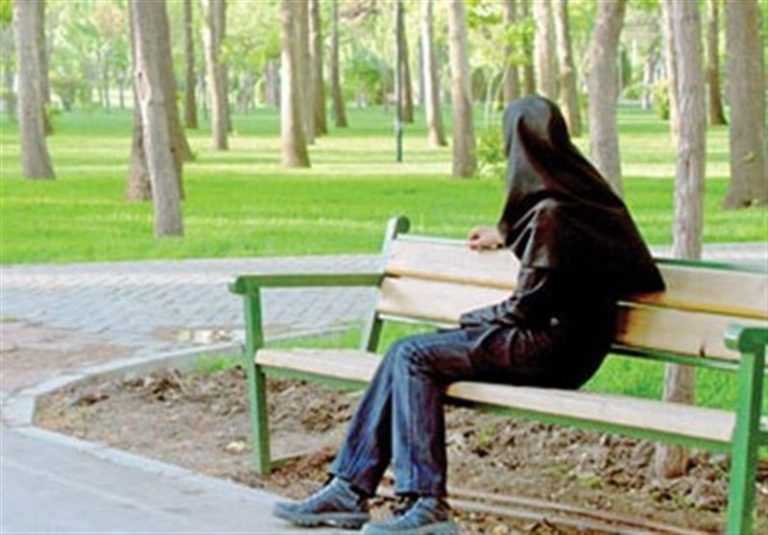 فرار دخترخوانده نوجوان بهخاطر مشروبات الکلی و روابط آزاد