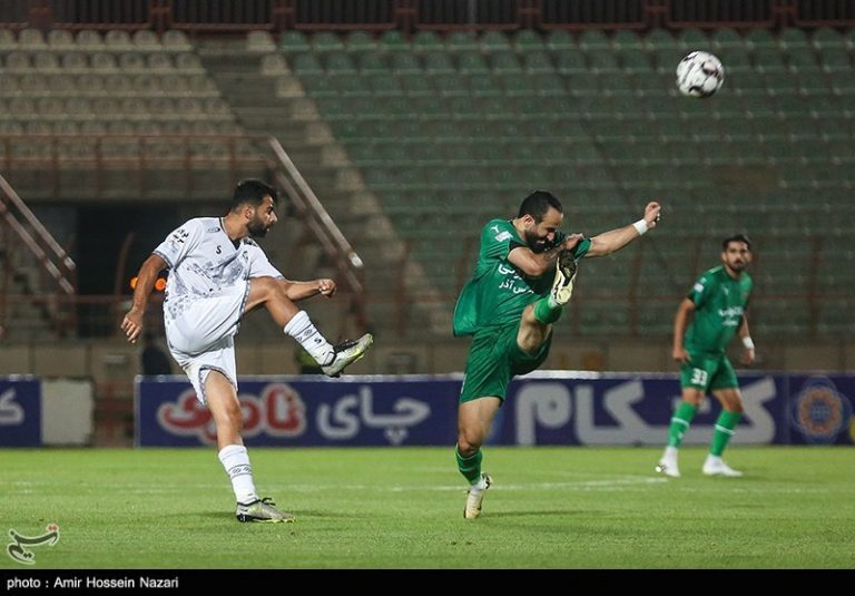 مالک شمس آذر: اگر پرسپولیسیها ناراضی هستند، فخریان را برگردانند!