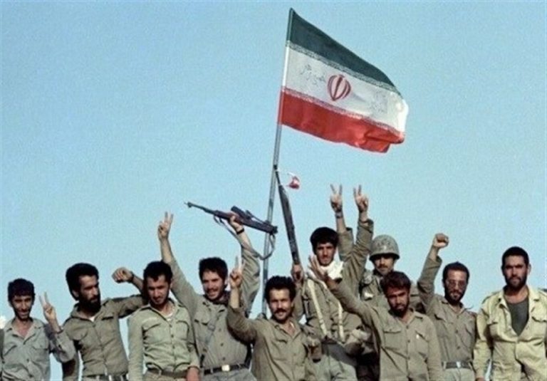 ملت ایران در هر مقطع و در مقابل هر تهدیدی، یکپارچه و متحد هستند